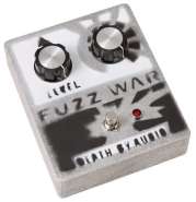 dbafuzzwar-xl.jpg