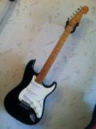 Продаю черный Fender Stratocaster ST-57 MIJ 694074-1