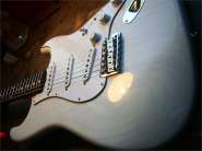 F.strat CS-3.jpg