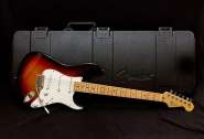 2010 USA Fender American Standard Stratocaster-1.jpg