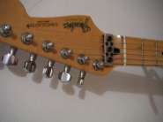 fender-floyd-rose-standard-stratocaster-japon-82888.jpg