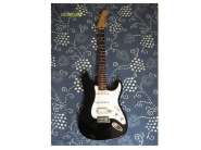 Fender Stratocaster Black 2001 �. Made in Mexico MZ1056615.jpg