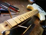 F.Strat 2005-12.jpg