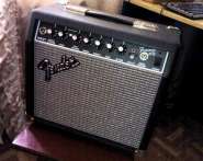 FENDER Frontman 15R.jpg