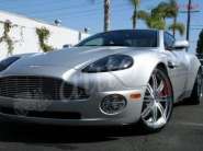 Aston Martin V12 Vanquish2.jpg