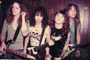 metallica-1983-with-kirk-hammett.jpg