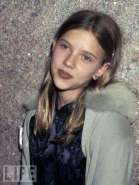 famous_celebrities_as_kids_and_in_the_present_day_01.jpg