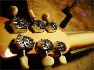 Danelectro U-56-9.jpg