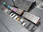 frusciantes%20pedal_board_002.jpg