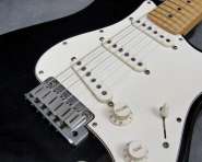 Fender American Standard Stratocaster 2002 - 5.jpg