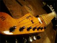 F.strat83 RE57-1.jpg