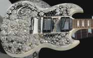 Luxuryretail_Guitar-Eden-of-Coronet-h.jpg