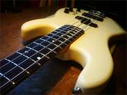 Kramer Bass JK 7000-9.jpg