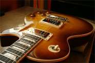Ginson LP Standard 2011-12.jpg