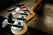 Fender PB AVRI57 1982-21.jpg