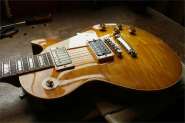 Gibson R8 2010-3.jpg