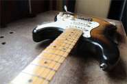 F.strat82 Re57-8.jpg