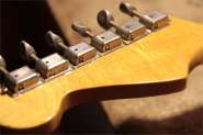 F.strat82 Re57-10.jpg