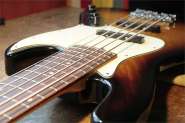 Sadowsky Bass5 1992-3.jpg