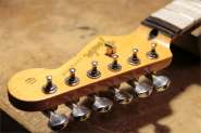 F.strat86 Japan-1.JPG