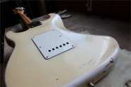 F.The STRAT82-27.JPG