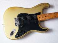 fender-stratocaster-25-anniversary1979-2.jpg