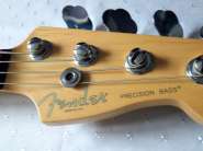 fender-american-standard-precision-bass-2.jpg