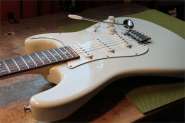 Suhr Strat-3.jpg