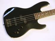 charvel-bass-1.jpg