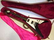 gibson-flying-v-bkch1996-1.jpg