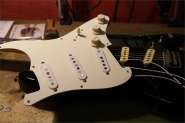 Strat-3.jpg