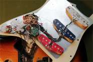 Fender Stratocaster Deluxe 2010-3.jpg