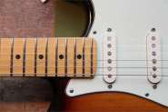 Fender Stratocaster Deluxe 2010-22.jpg
