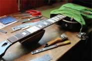Gibson CHINA-2.jpg