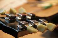 Gibson CHINA-8.jpg