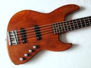 fender-jazz-bass-jbv9501987-1.jpg