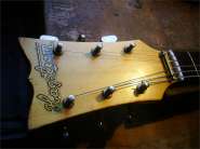 Hagstrom HIIN 1968-1.JPG