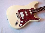 fender-american-deluxe-stratocaster-ssh-2.jpg