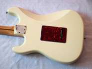 fender-american-deluxe-stratocaster-ssh-4.jpg