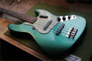 Fender JB 1964-7.jpg
