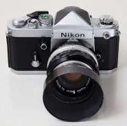 800px-Nikon_F2_DE1.jpg