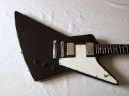 gibson-explorer-bkch-2.jpg