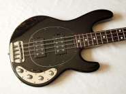 music-man-stingray-hh-bk-2.jpg