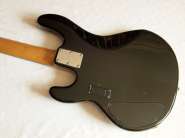 music-man-stingray-hh-bk-3.jpg