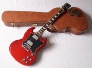 Gibson-SG-winered.jpg