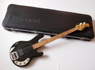 MusicMan-Stingray-IV.jpg