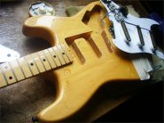 Greco Stratocaster 1975-2.JPG