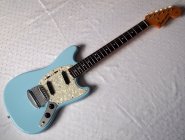 Fender-Mustang-Blue.jpg