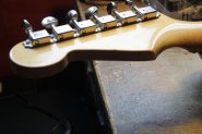 F.SQUIER STRATOCASTER-7.jpg