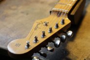 Fender JAPAN ERIC CLAPTON 1991-92-2.jpg